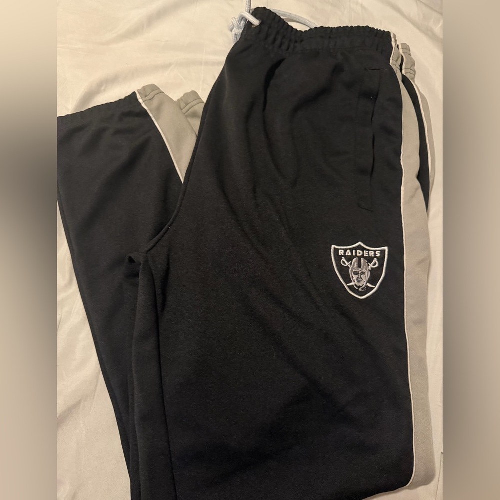 🚫SOLD🚫Men’s Raiders Black Sweatpants